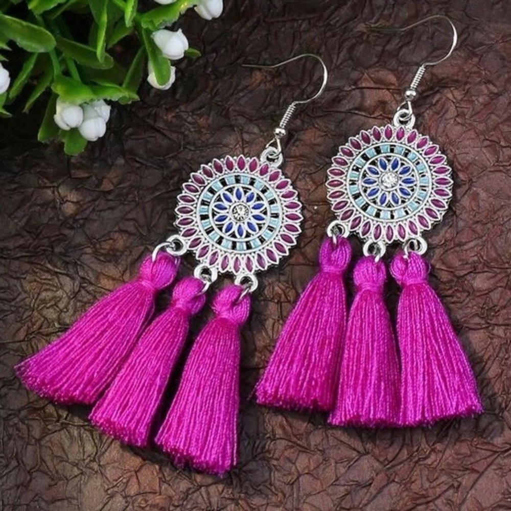 NIB Magenta Dreamcatcher Tassel Earrings